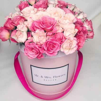Композиция в шляпной коробке " Maxi" розовая  кустовые розы - фото 7