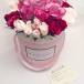 Композиция в шляпной коробке " Mini" розовая кустовые розы  - фото 2